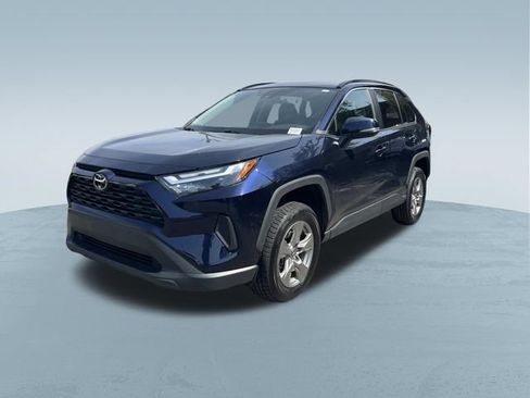 Used 2024 Toyota RAV4 XLE FWD image 15