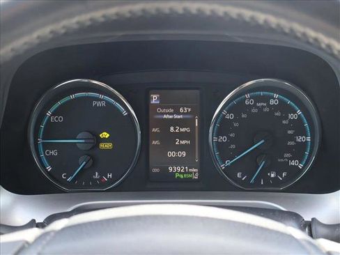 Used 2018 Toyota RAV4 Limited AWD/4WD image 15
