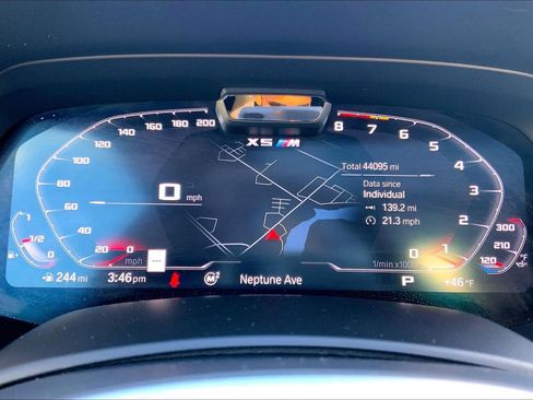 Used 2020 BMW X5 M Competition w/ Executive Package image 25