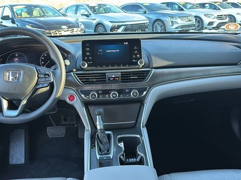 Used 2018 Honda Accord LX image 12