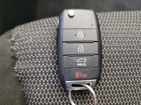 Used 2018 Kia Forte LX FWD image 32