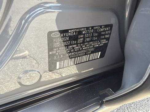 Used 2024 Hyundai Ioniq 6 SEL RWD image 35