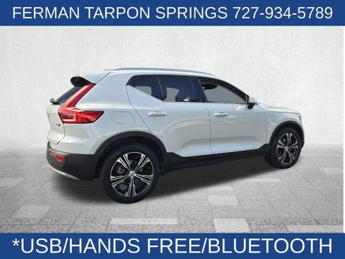 Used 2021 Volvo XC40 T5 Inscription w/ Advanced Package image 10