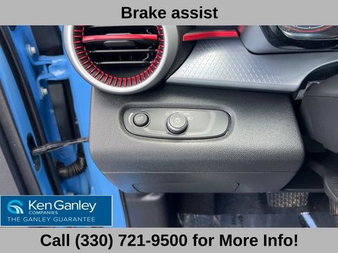 Used 2024 Chevrolet Trax RS w/ Driver Confidence Package FWD image 26