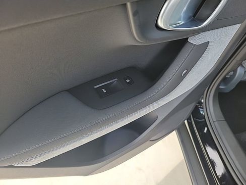 Used 2022 Polestar Polestar 2 Long Range Single Motor image 11