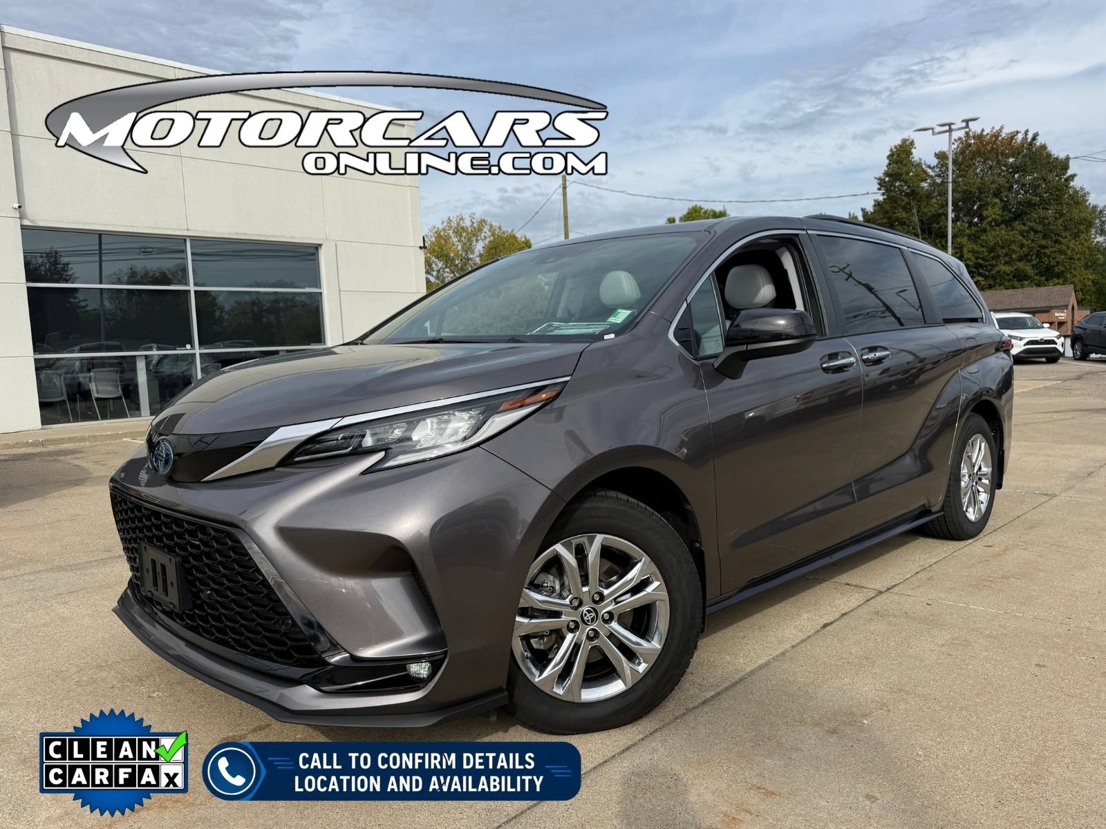 Used 2022 Toyota Sienna XSE AWD/4WD image 1