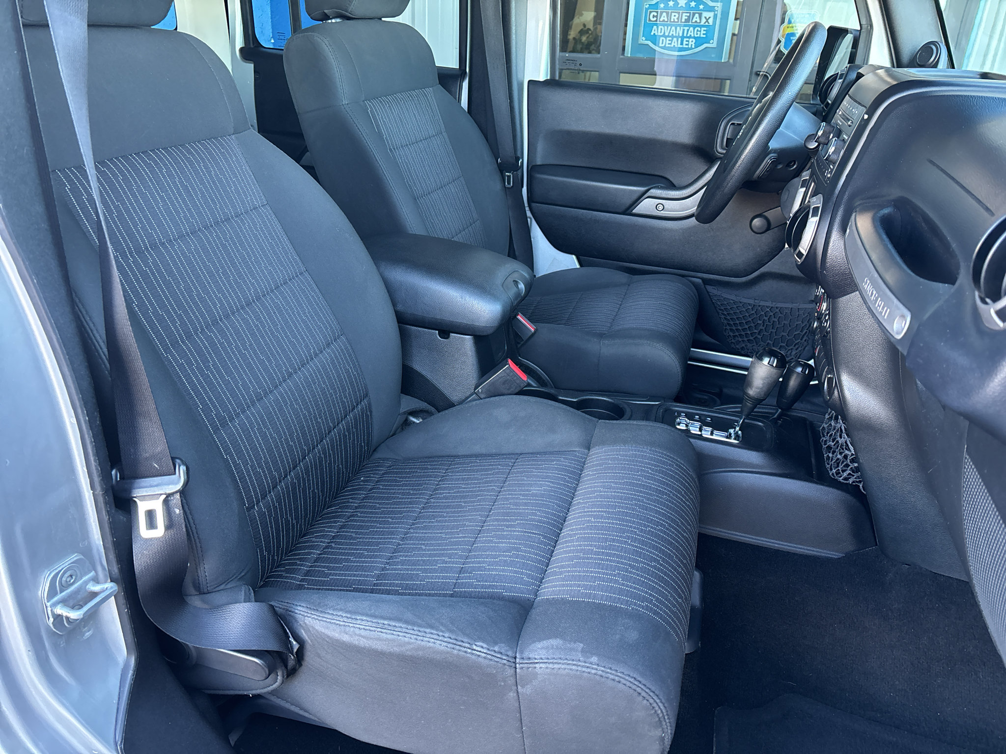 Used 2012 Jeep Wrangler Unlimited Sport AWD/4WD image 10