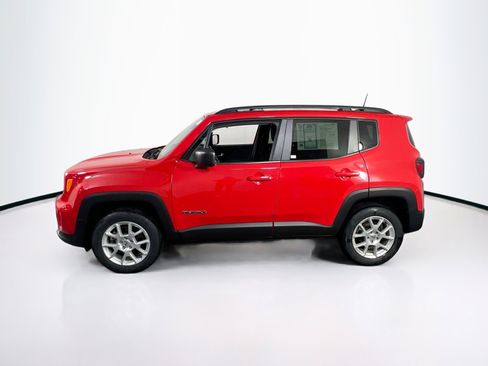 Used 2022 Jeep Renegade Latitude w/ Sun/Sound Group image 8