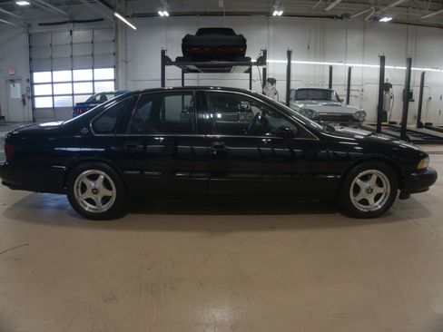Used 1994 Chevrolet Impala SS image 6