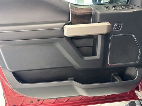 Used 2022 Ford F250 Lariat w/ Lariat Ultimate Package image 18