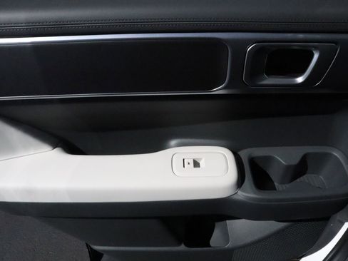New 2026 Hyundai Santa Fe SE FWD image 9