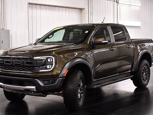 Used 2024 Ford Ranger Raptor image 3