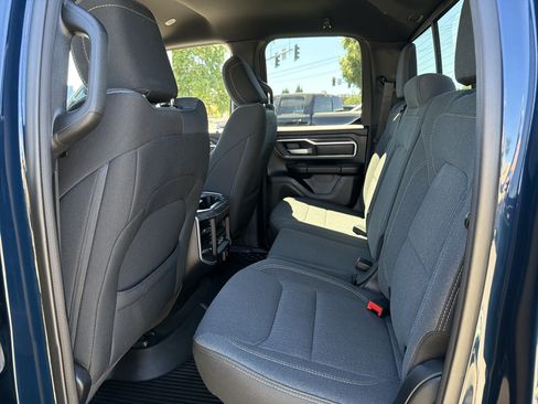 Used 2022 RAM 1500 Big Horn AWD/4WD image 11