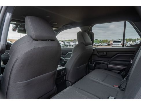 Used 2025 Toyota 4Runner SR5 image 12