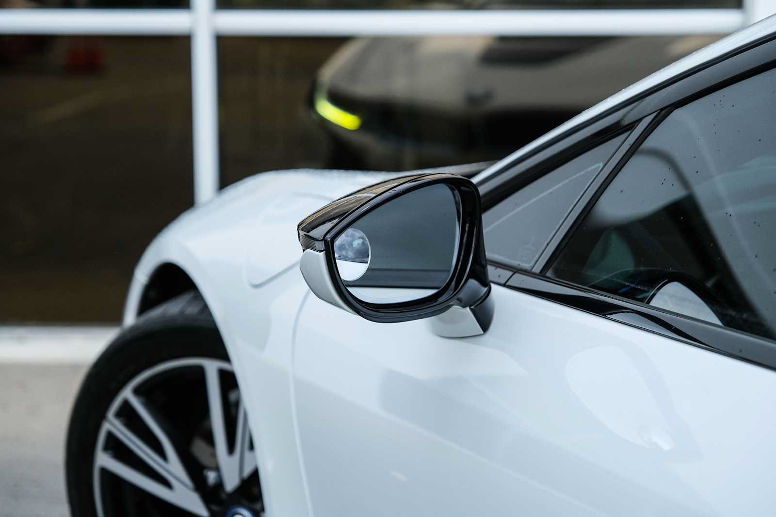 Used 2015 BMW i8 AWD/4WD image 16