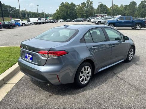 Used 2024 Toyota Corolla LE FWD image 4