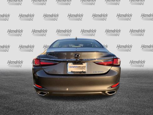 Used 2025 Lexus ES 350 w/ Premium Package image 9