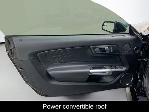 Used 2019 Ford Mustang GT Premium image 16