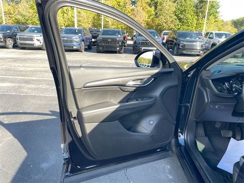 Used 2021 Buick Envision Essence image 21