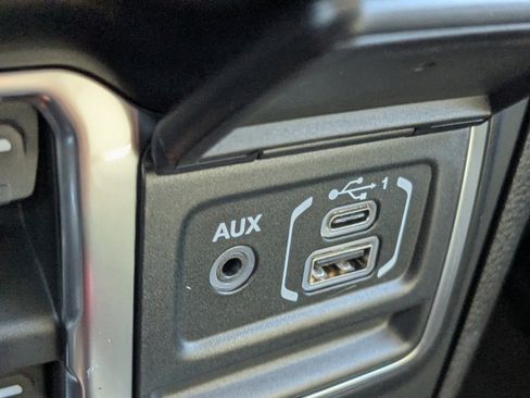 New 2026 Jeep Gladiator Sport image 19