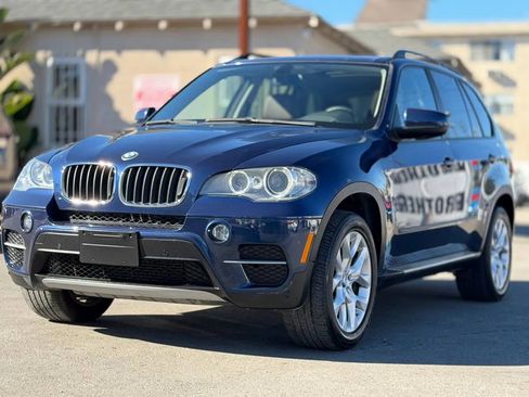 Used 2012 BMW X5 xDrive35i image 4