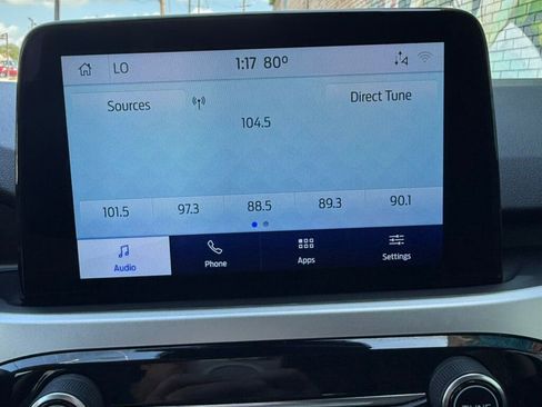 Used 2020 Ford Escape SE image 35