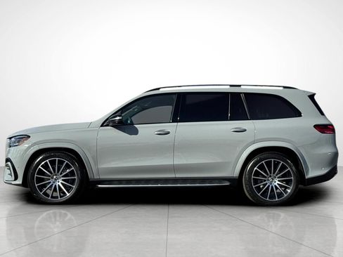 New 2026 Mercedes-Benz GLS 450 4MATIC image 30