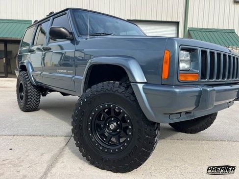 Used 1999 Jeep Cherokee Sport image 30