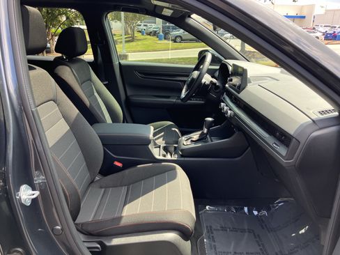 Used 2025 Honda CR-V Sport image 36