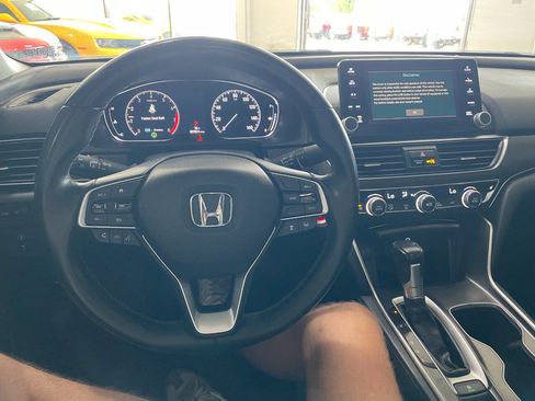 Used 2018 Honda Accord EX-L image 31