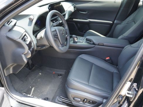 Used 2026 Lexus UX 300h FWD w/ Accessory Package (2T) image 8