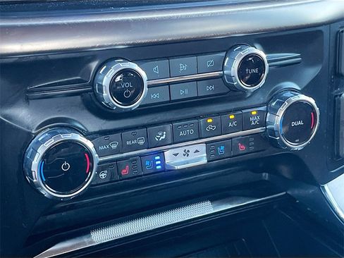 Used 2024 Ford F150 King Ranch image 16