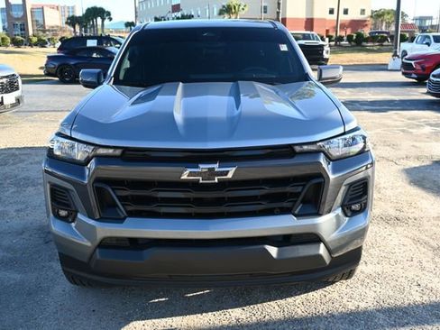 Used 2024 Chevrolet Colorado LT w/ LT Convenience Package II image 8