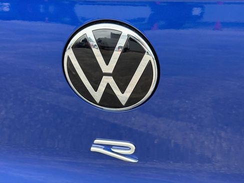Used 2024 Volkswagen Golf R AWD/4WD image 11