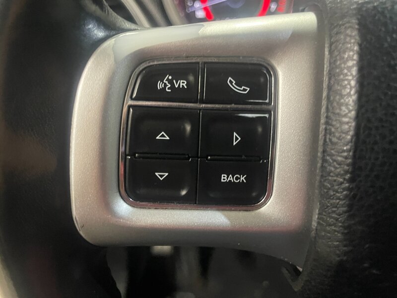 Used 2018 Dodge Journey SXT w/ Safe & Sound Group AWD/4WD image 11