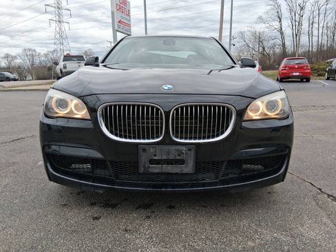 Used 2012 BMW 750Li xDrive image 2