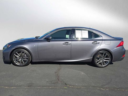 Used 2017 Lexus IS 200t image 6