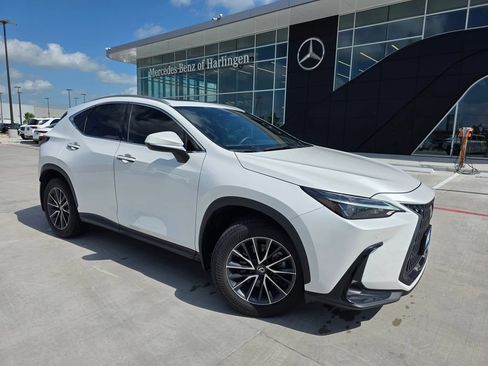 Used 2025 Lexus NX 250 FWD w/ Accessory Package (2T) image 1