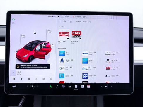 Used 2024 Tesla Model Y 2WD image 23