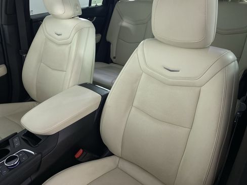 Certified 2020 Cadillac XT6 Sport image 11