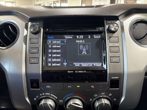 Used 2016 Toyota Tundra SR5 w/ SR5 Upgrade Package image 16