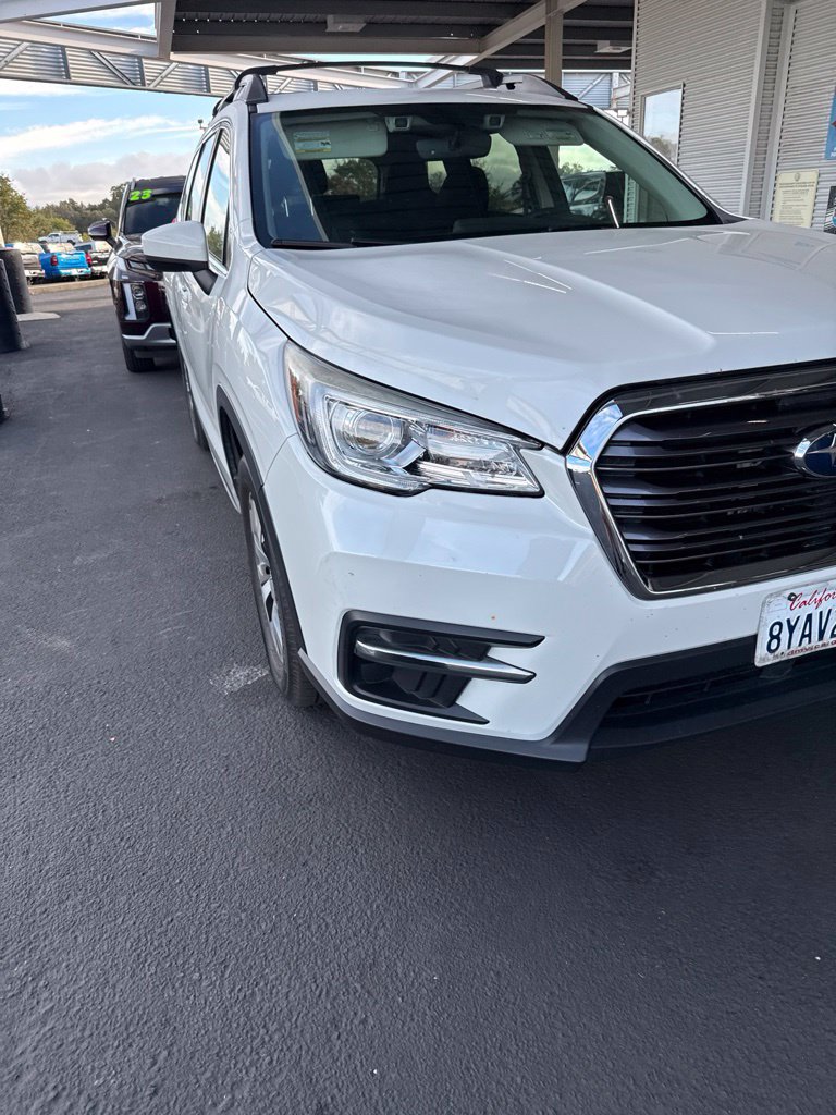 Used 2021 Subaru Ascent Premium w/ Convenience Package AWD/4WD image 3