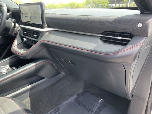 Used 2025 Ford Explorer ST-Line w/ Premium Package image 29