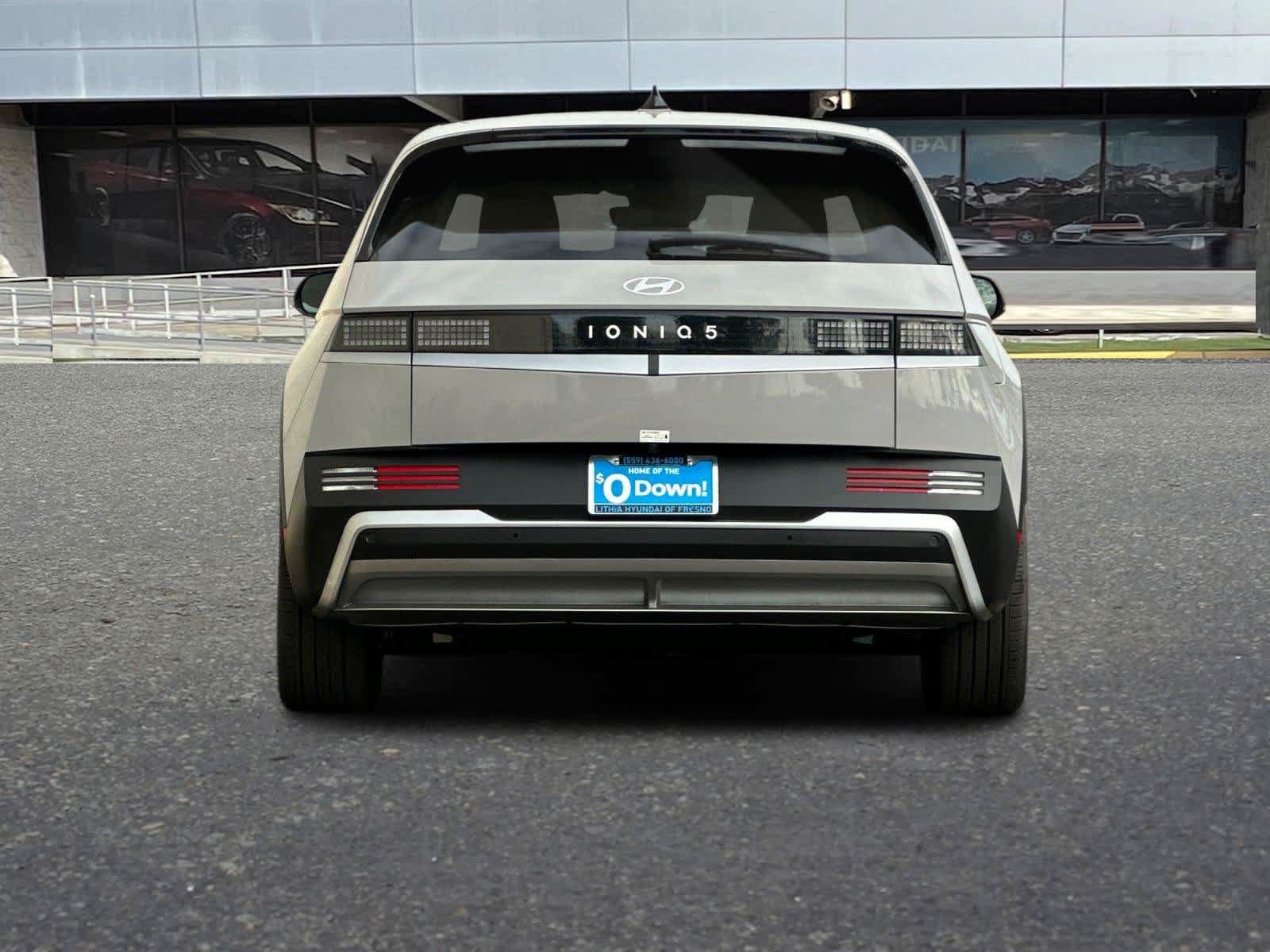 Used 2025 Hyundai Ioniq 5 SE RWD image 8