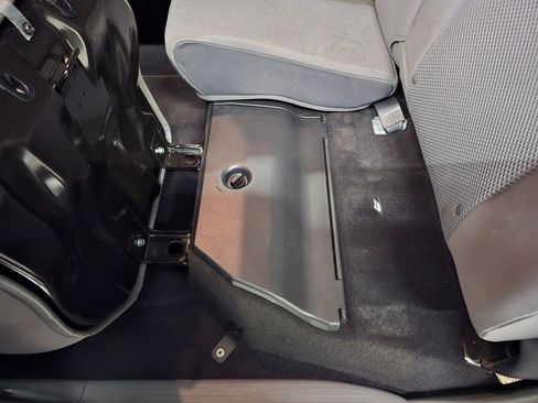 Used 2012 Toyota Tacoma 4x4 Double Cab w/ TRD Off-Road Pkg image 31