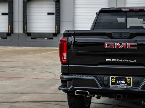 Used 2021 GMC Sierra 1500 Denali w/ Denali Ultimate Package image 14