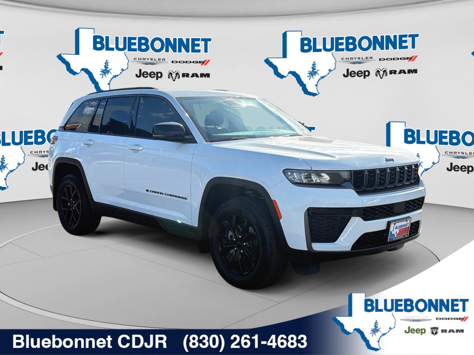 New 2026 Jeep Grand Cherokee Altitude AWD/4WD image 3