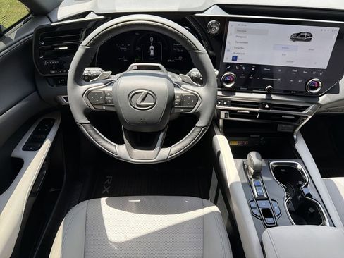 Used 2025 Lexus RX 350 w/ Convenience Package AWD/4WD image 15