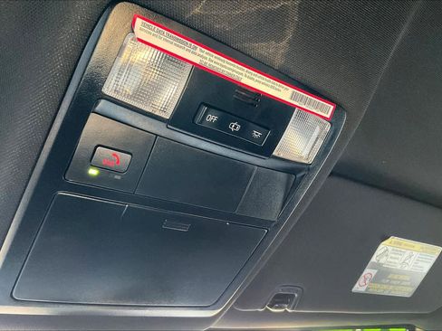 Used 2023 Toyota Tacoma TRD Sport image 33