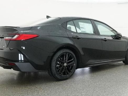 New 2026 Toyota Camry SE image 25